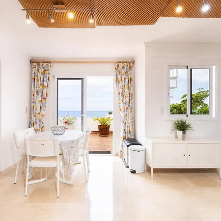 Vila Home2book Luxury Seaviews Los Gigantes, Pool *