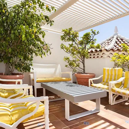 Home2book Luxury Seaviews Los Gigantes, Pool Vila *