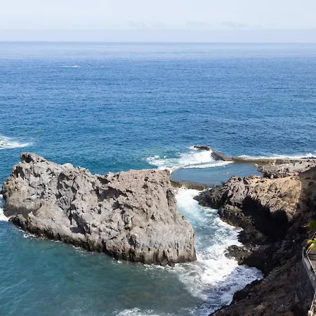 Home2book Luxury Seaviews Los Gigantes, Pool Villa Santiago del Teide