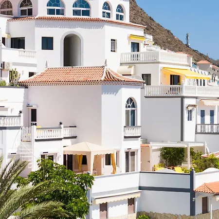 Villa Home2book Luxury Seaviews Los Gigantes, Pool